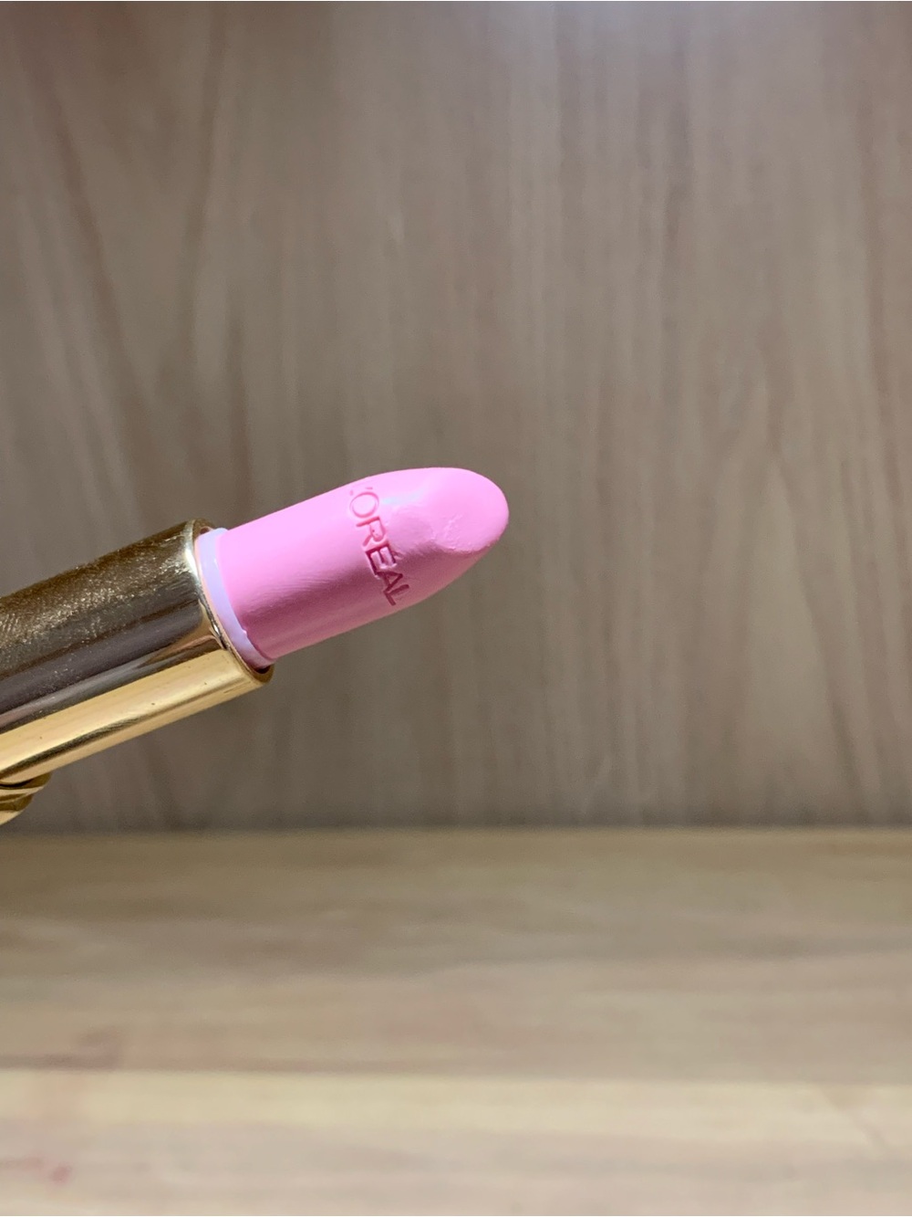 DISCONTINUED L'Oreal Collection Exclusive Lipstick 600 Doutzen's Nude